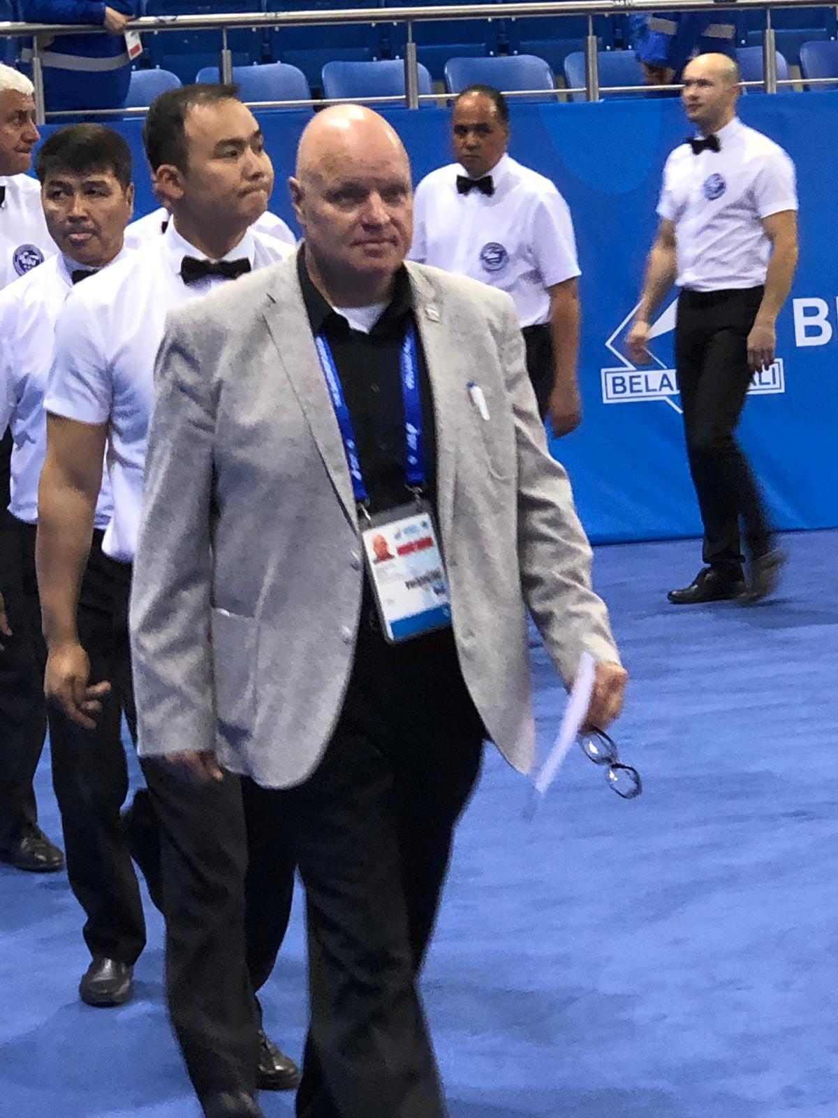 Leiding officials mede in Nederlandse handen van I.T.O. Ben van Til