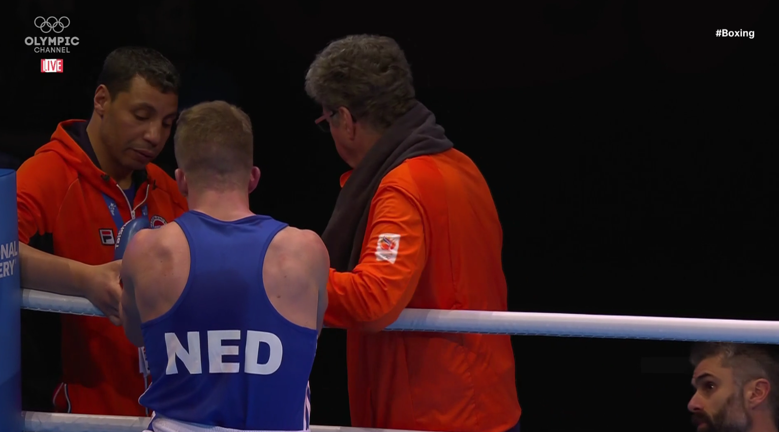 Max van der Pas uitgeschakeld door Michael Nevin (Ierland)